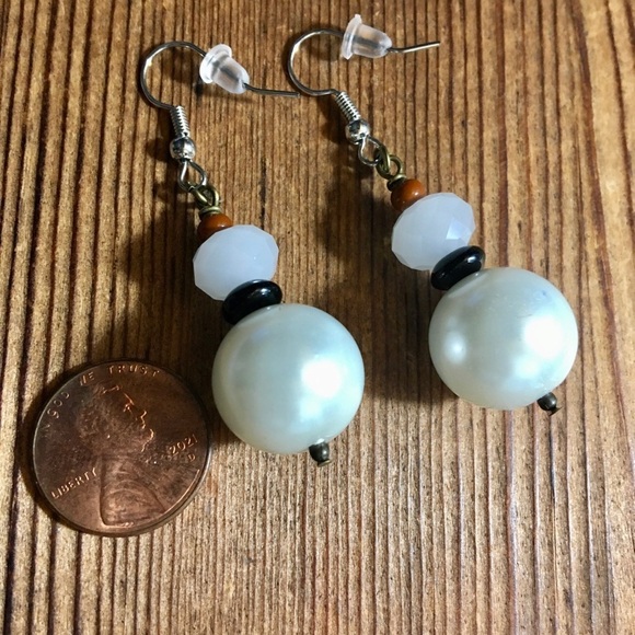 Ladies Pearl Beaded Dangle Earrings, Handmade Ladies Earrings - Picture 4 of 4